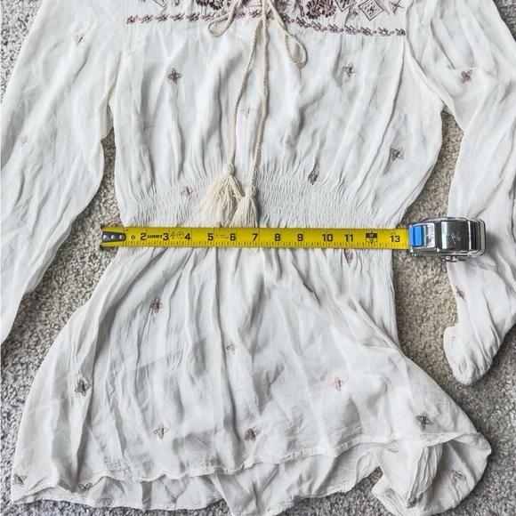 Fate Embroidered White Boho Blouse Size Small - Picture 10 of 14